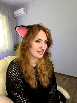 Snapshot of _Chlo__e chatting on 09/21/25, 11:45 Chlo e online show from 09/21/25, 11:45