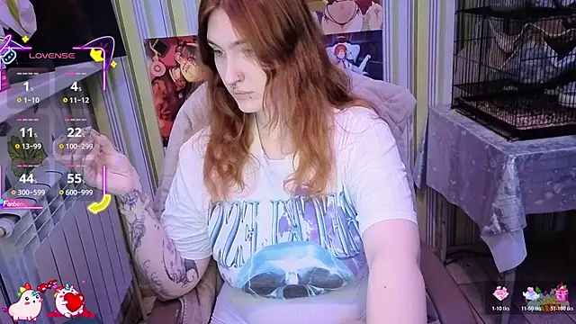 Snapshot of _Chlo__e chatting on 11/16/25, 12:55 Chlo e online show from 11/16/25, 12:55