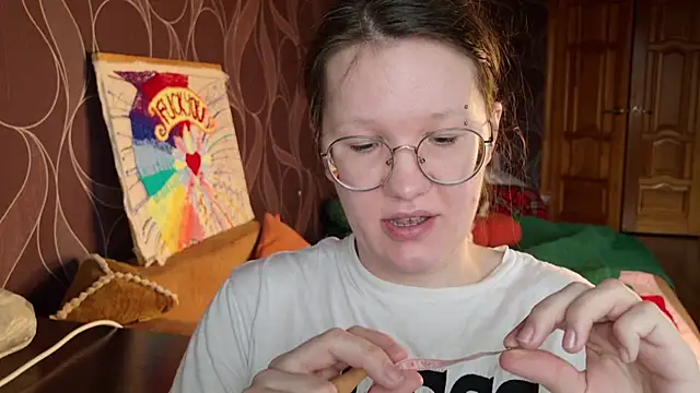 Snapshot of MiriamOr chatting on 11/14/25, 07:29 MiriamOr online show from 11/14/25, 07:29