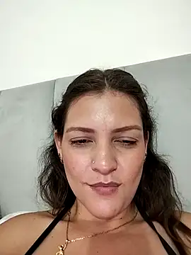 Snapshot of Mia_Hampton chatting on 03/13/25, 12:27 Mia Hampton online show from 03/13/25, 12:27