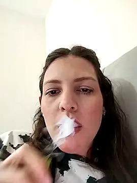 Snapshot of Mia_Hampton chatting on 03/14/25, 05:46 Mia Hampton online show from 03/14/25, 05:46