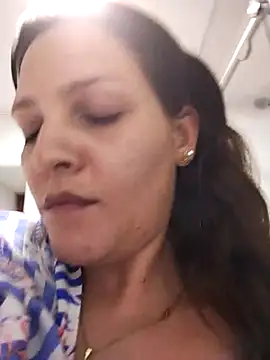 Snapshot of Mia_Hampton chatting on 03/20/25, 11:12 Mia Hampton online show from 03/20/25, 11:12