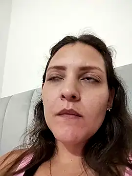 Snapshot of Mia_Hampton chatting on 03/21/25, 03:22 Mia Hampton online show from 03/21/25, 03:22