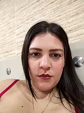 Snapshot of Mia_Hampton chatting on 09/26/25, 07:51 Mia Hampton online show from 09/26/25, 07:51