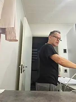 DarrenSullivanSlut online show from 12/16/24, 08:20