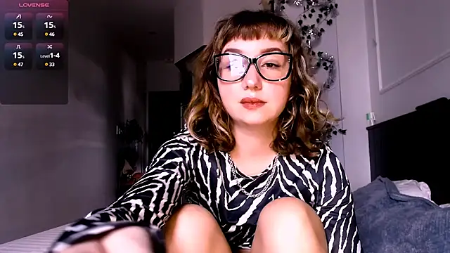 Cosmo Riri online show from 01/13/25, 06:38