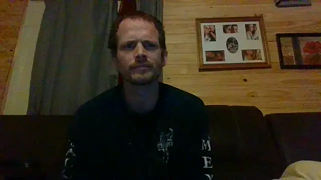 Snapshot of KBONE36 chatting on 02/18/25, 02:38 KBONE36 online show from 02/18/25, 02:38