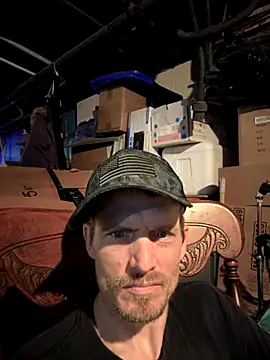 Snapshot of KBONE36 chatting on 09/10/25, 04:23 KBONE36 online show from 09/10/25, 04:23