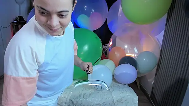 Cuttiealice online show from 01/24/25, 08:32