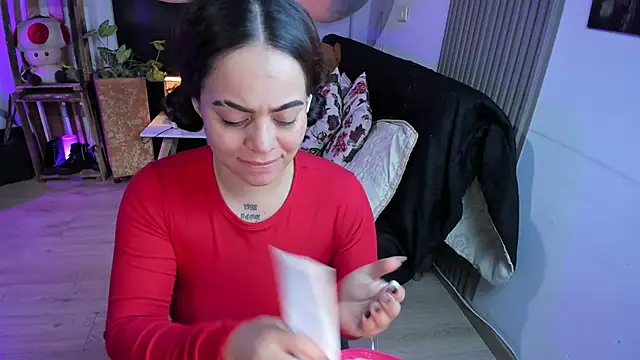 Cuttiealice online show from 01/31/25, 10:52