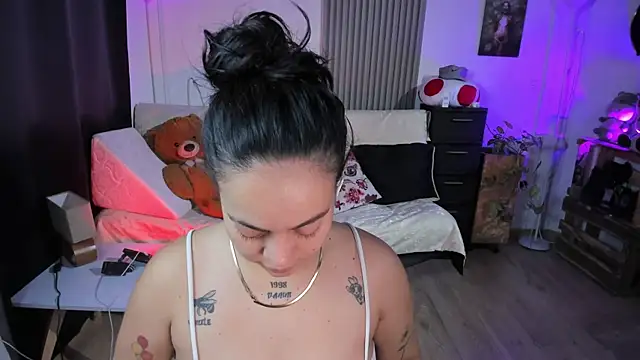 Cuttiealice online show from 03/15/25, 11:40