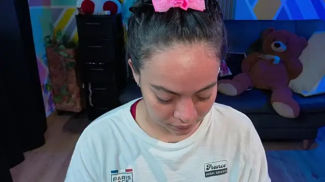 Cuttiealice online show from 09/23/25, 12:08