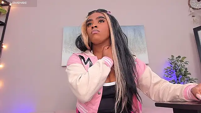 Briana Wells  online show from 02/20/26, 01:33