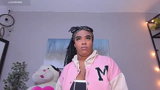 Briana Wells  online show from 03/03/26, 12:33