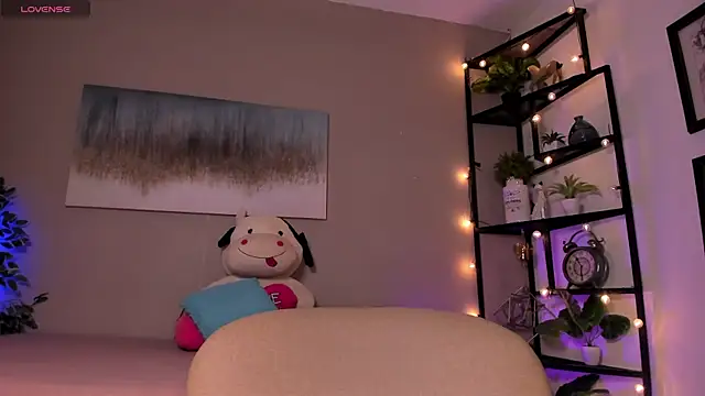 Briana Wells  online show from 04/09/26, 12:32