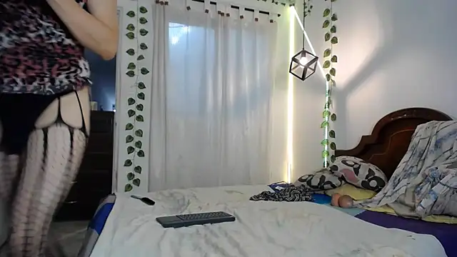 ivonne  hott1 online show from 02/21/26, 06:20