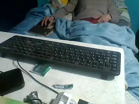 malekon76 online show from 10/05/25, 01:31