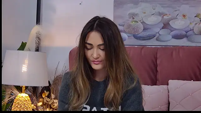 Snapshot of NicolLopeze chatting on 01/03/25, 12:30 NicolLopeze online show from 01/03/25, 12:30