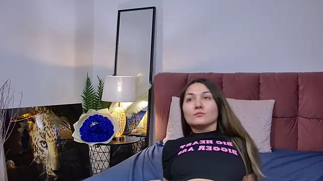 Snapshot of NicolLopeze chatting on 03/07/25, 08:56 NicolLopeze online show from 03/07/25, 08:56