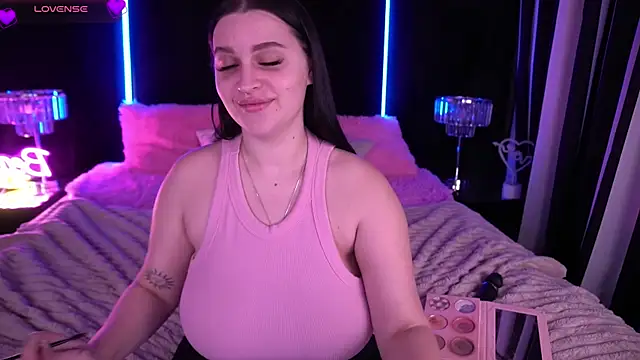 Snapshot of JeysyPotter chatting on 12/09/24, 02:17 JeysyPotter online show from 12/09/24, 02:17