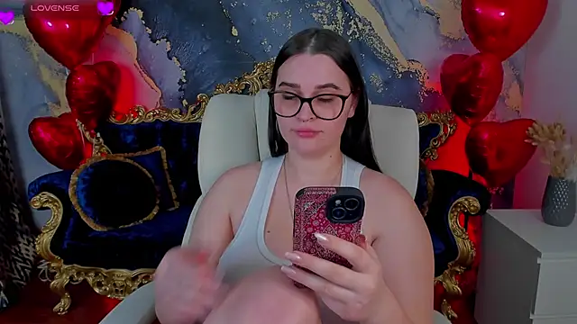 Snapshot of JeysyPotter chatting on 02/15/25, 10:33 JeysyPotter online show from 02/15/25, 10:33