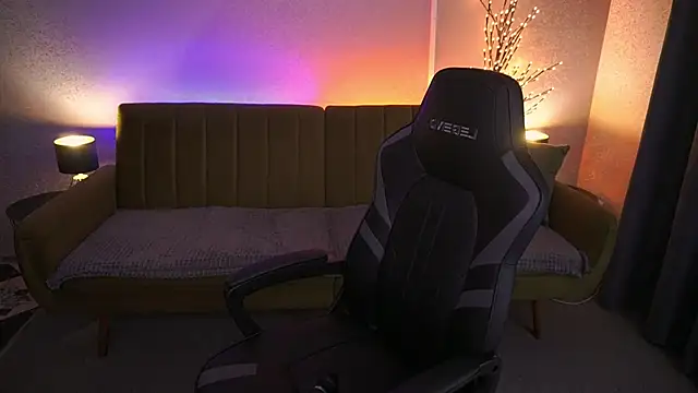 Snapshot of JeysyPotter chatting on 10/09/25, 03:54 JeysyPotter online show from 10/09/25, 03:54