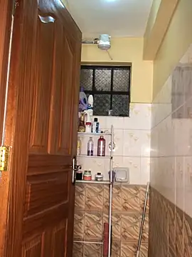 Snapshot of Bootieshake chatting on 01/20/25, 12:04 Bootieshake online show from 01/20/25, 12:04