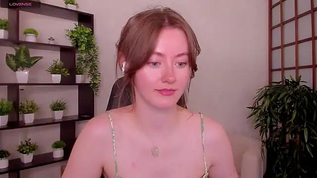 KateCuddle online show from 07/17/26, 02:18