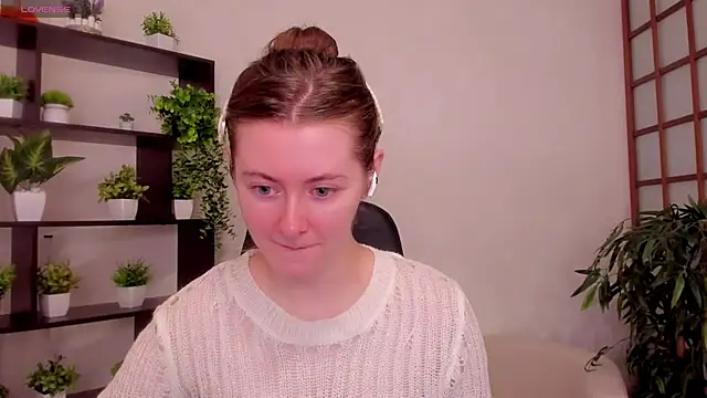 KateCuddle online show from 08/04/26, 02:04