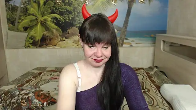 Aphelandra online show from 04/21/26, 12:00