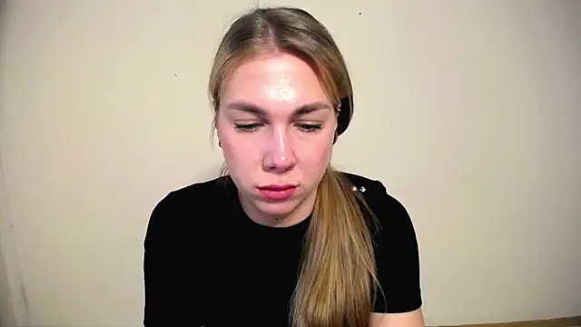 Sport Tall Doll online show from 04/23/26, 10:25