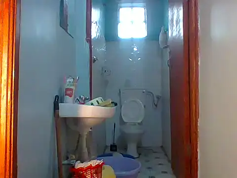 Snapshot of Eminent_Ride chatting on 11/10/25, 12:26 Eminent Ride online show from 11/10/25, 12:26