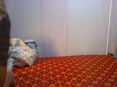 Snapshot of Eminent_Ride chatting on 11/11/25, 12:32 Eminent Ride online show from 11/11/25, 12:32