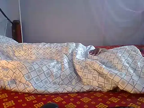 Snapshot of Eminent_Ride chatting on 12/16/25, 05:12 Eminent Ride online show from 12/16/25, 05:12