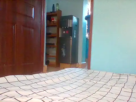 Snapshot of Eminent_Ride chatting on 04/01/26, 01:41 Eminent Ride online show from 04/01/26, 01:41