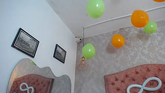 SHARICK GRECO online show from 02/28/25, 12:31