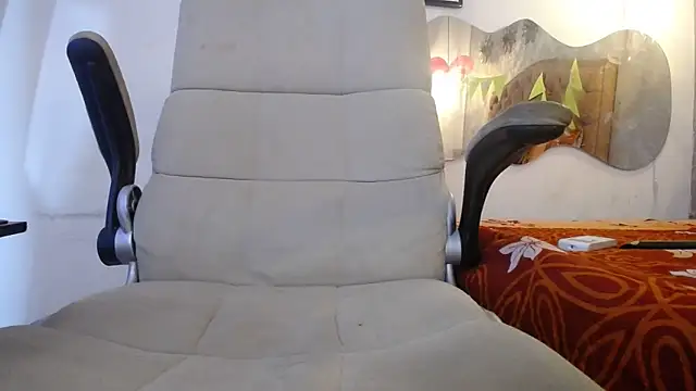 SHARICK GRECO online show from 10/05/25, 12:14