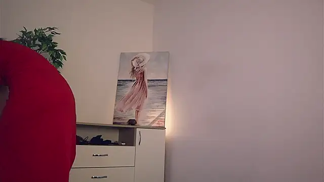 Snapshot of Misslullu chatting on 02/20/25, 11:09 Misslullu online show from 02/20/25, 11:09