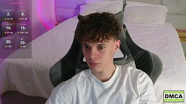 cute thomas online show from 12/25/24, 08:07