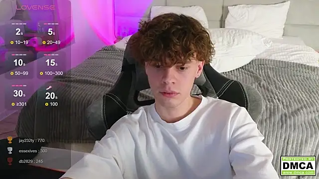 cute thomas online show from 03/12/25, 02:09