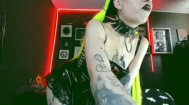 insania 9999  online show from 12/24/24, 09:11