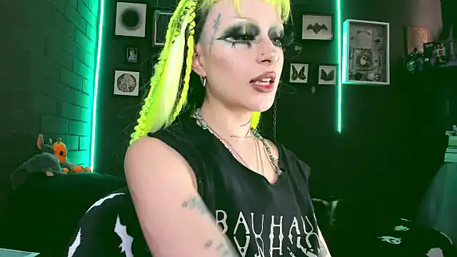 insania 9999  online show from 01/24/25, 06:35