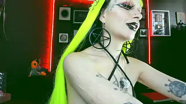 insania 9999  online show from 02/18/25, 08:03