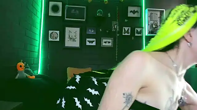 insania 9999  online show from 02/21/25, 06:04