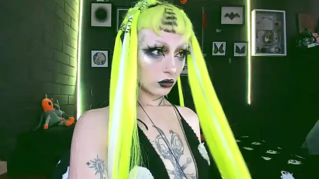 insania 9999  online show from 03/19/25, 04:45