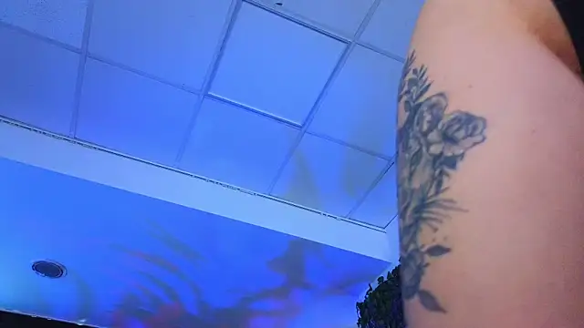 HotSkinnyX online show from 01/23/25, 12:52