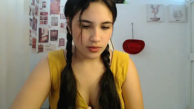 InocentHeaven1 online show from 07/15/26, 12:43