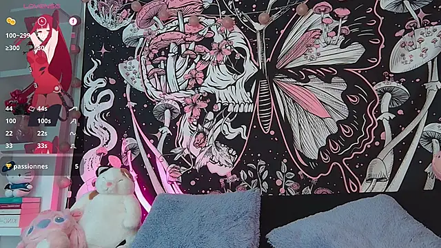 Snapshot of Saturn1a chatting on 03/11/25, 10:20 Saturn1a online show from 03/11/25, 10:20