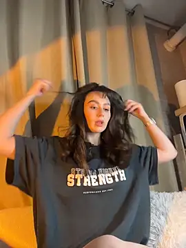 itssophiie online show from 02/20/26, 10:43