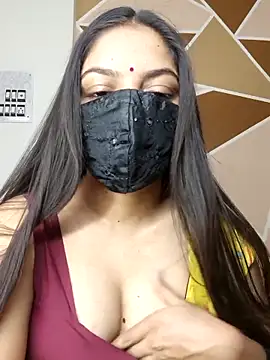 Snapshot of _desigori chatting on 03/18/25, 03:31  desigori online show from 03/18/25, 03:31